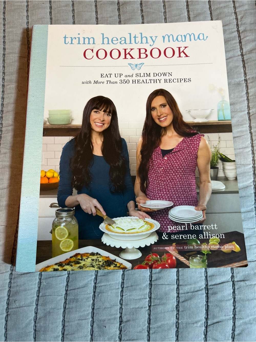 Trim Healthy Mama Cookbook by Pearl Barrett & Serene Allison - White/Light Blue